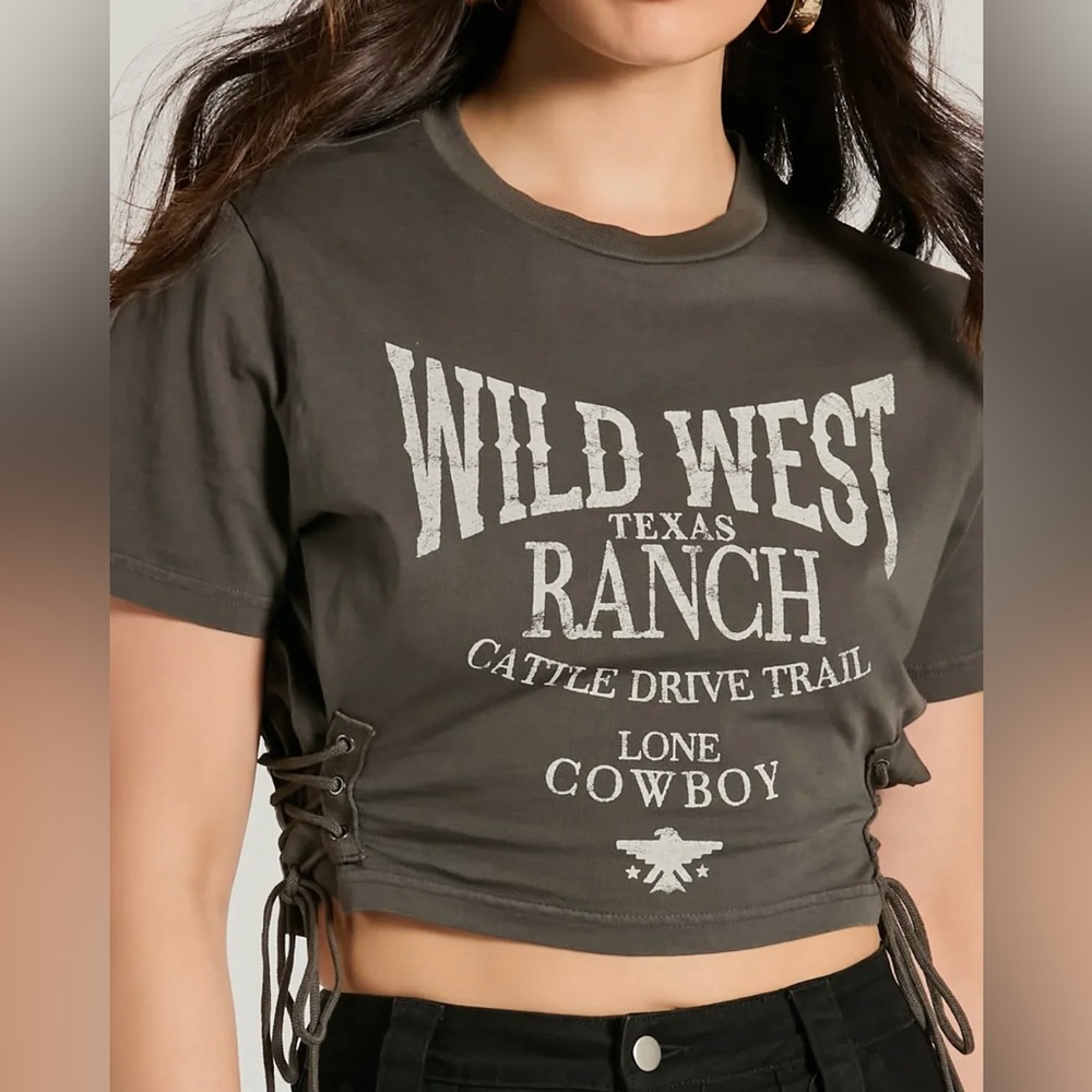 NWT- Windsor ‘Cowboy Lane’ Cropped Tee w/Tie Sides- REPAIRED